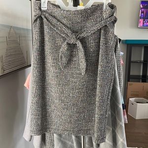 Loft pencil skirt sz L